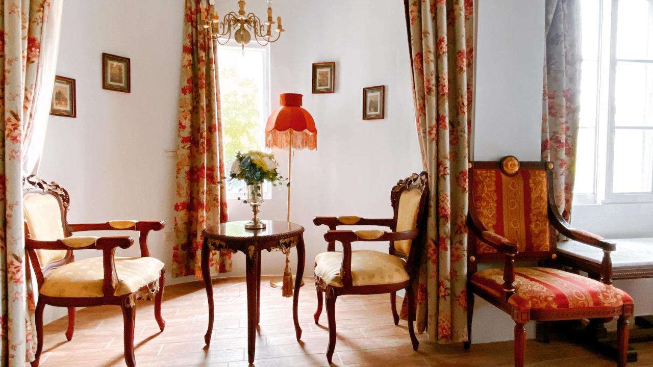 法國小古堡- 包棟-Chateau De France Wujie Luaran gambar